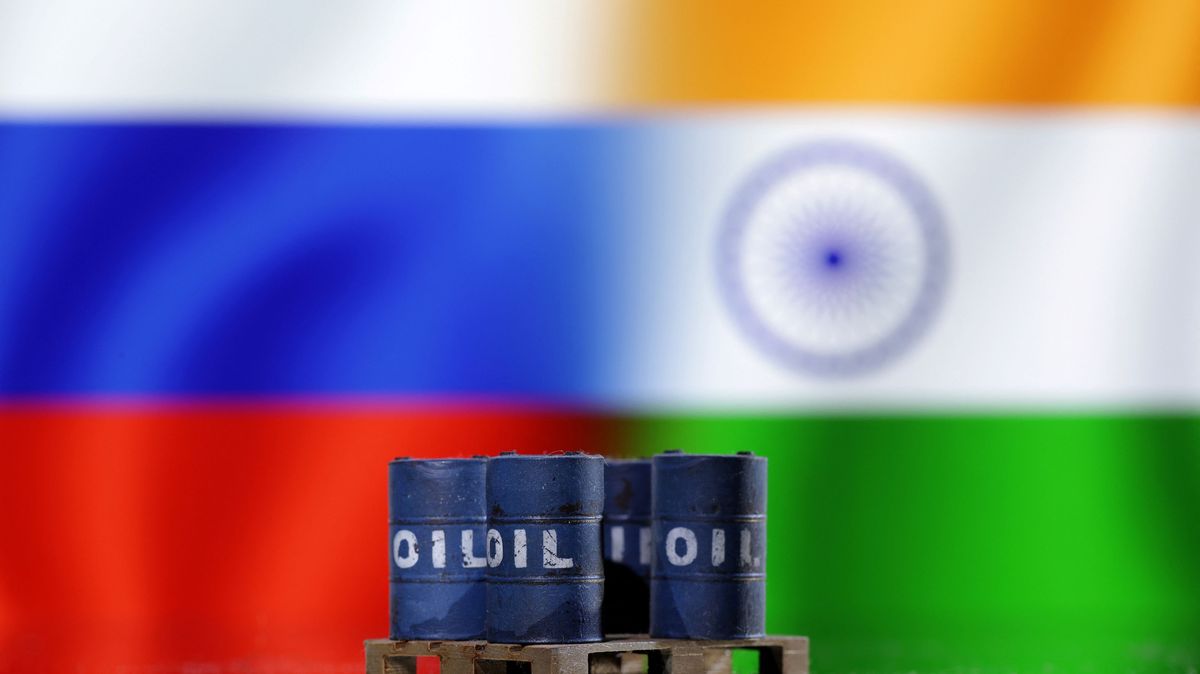 Tvrdý dopad sankcí. Rusko musí prodávat ropu do Indie se ztrátou